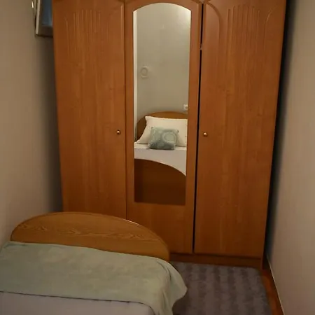 아파트 Sunshine Near Bridge *