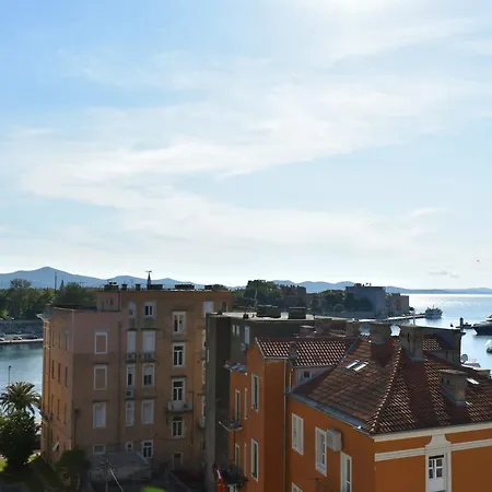 Apartment Sunshine Near Bridge *