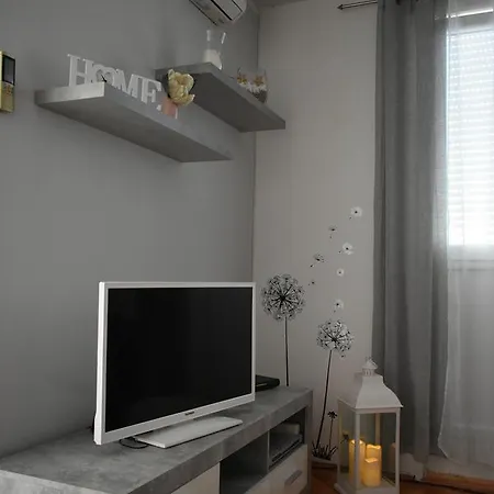 Apartment Sunshine Near Bridge *